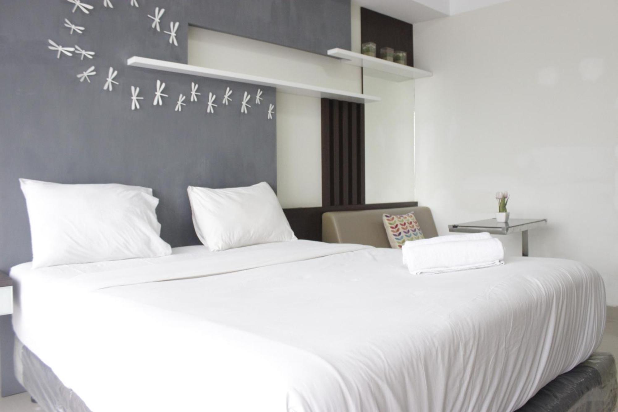 Modern & Contemporary At Beverly Dago Near Itb By Travelio * Bandung